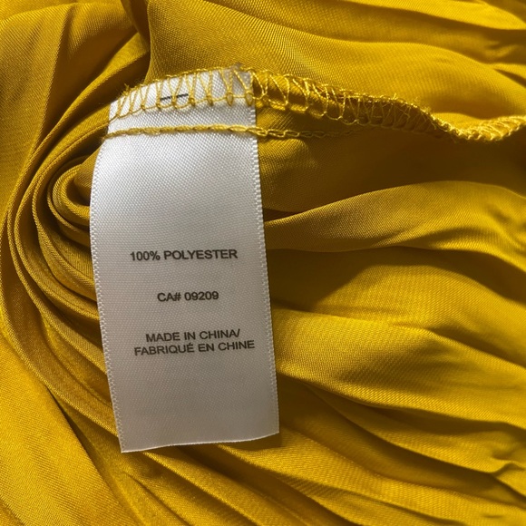 Blouse Cleo mustard’s color , size M - Picture 4 of 4